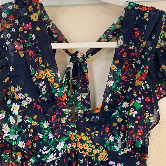Floral blouse - Picture 2 of 6